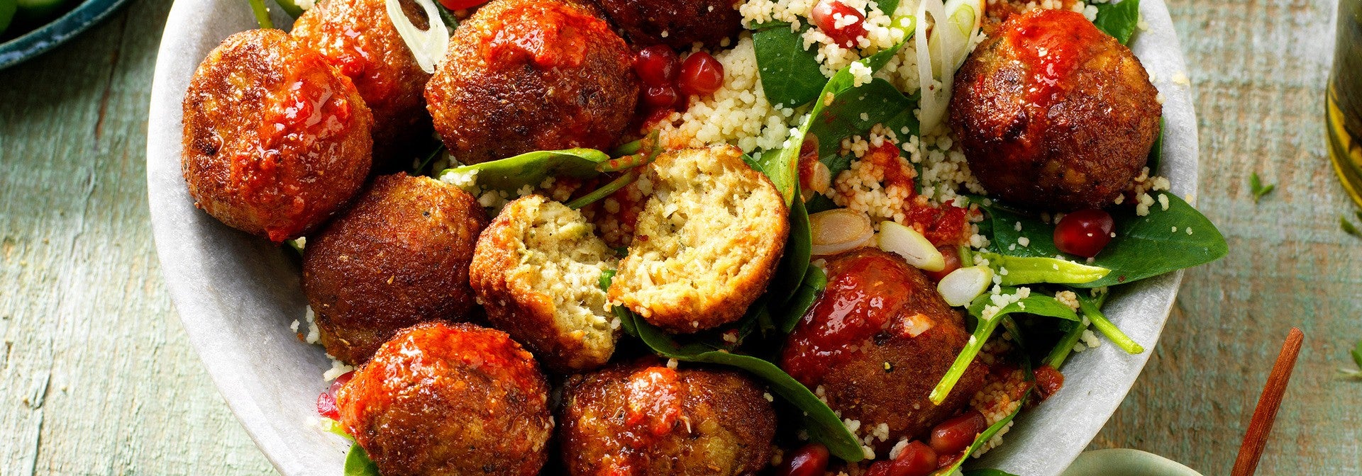 Quinoa salad with falafel x2