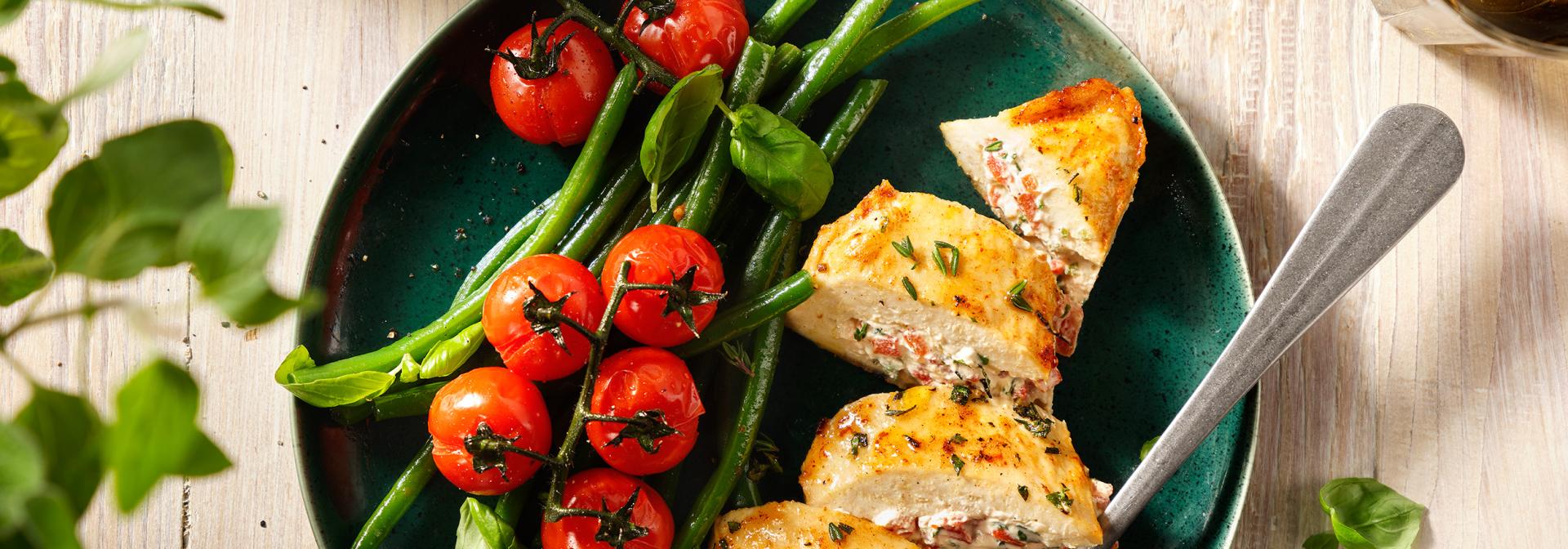 Creamy Pepper Stuffed Vegan Chicken-Style Breasts