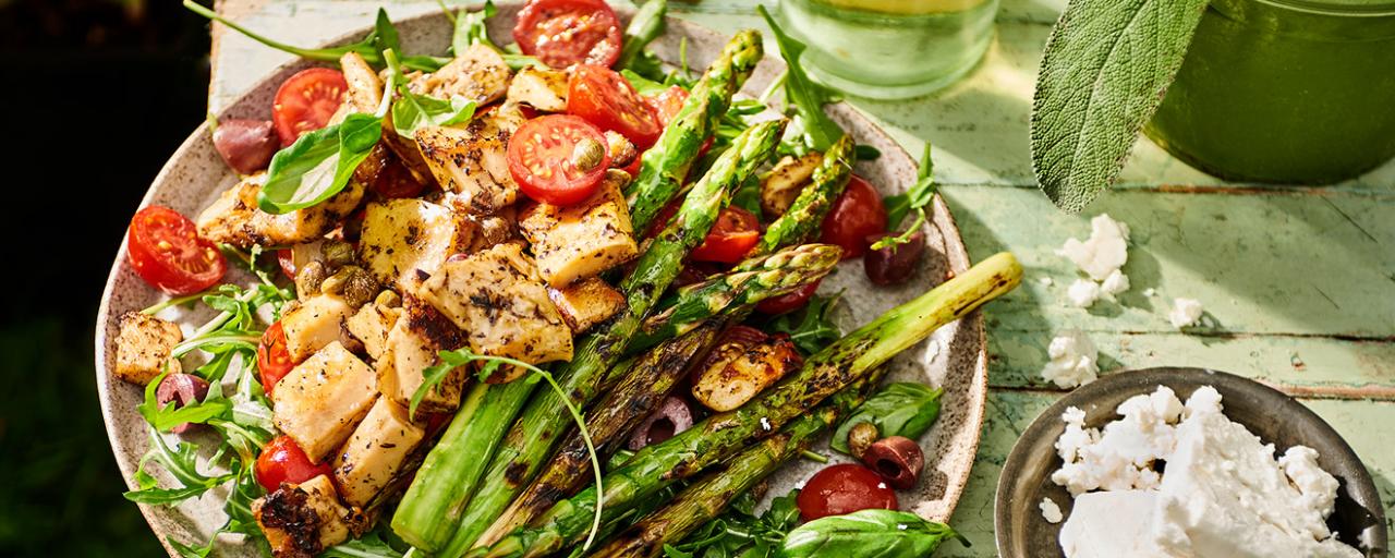 MEDITERRANER SALAT MIT SPARGEL