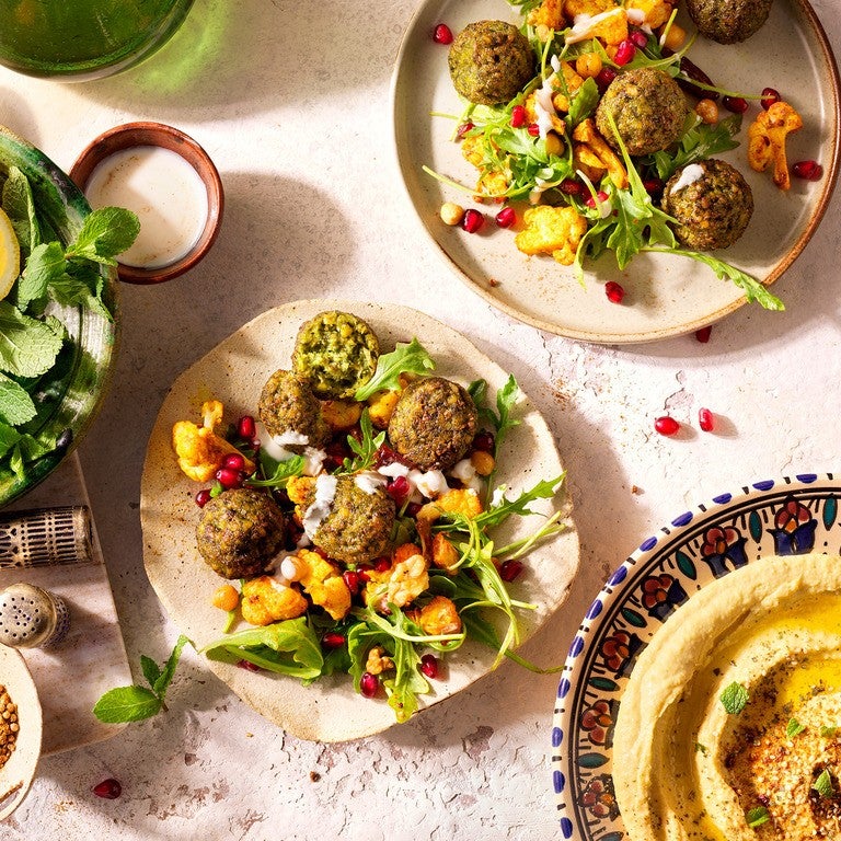 Arabischer Salat im Wrap