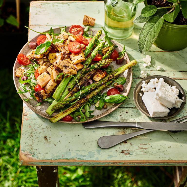 Salade méditerranéenne aux asperges