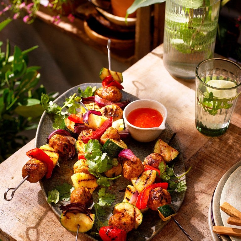 Brochettes de boulettes de légumes variés BBQ